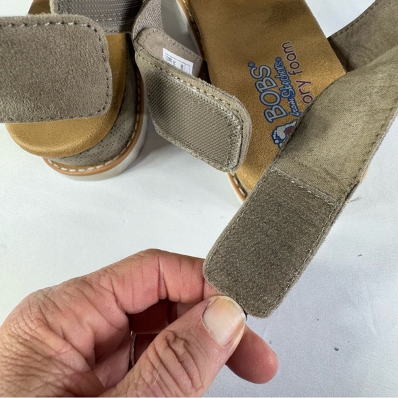 BOBS by Skechers Women's Desert Kiss-Stretch Quarter Strap Sandal Flat - Taupe - Picture 7 of 8